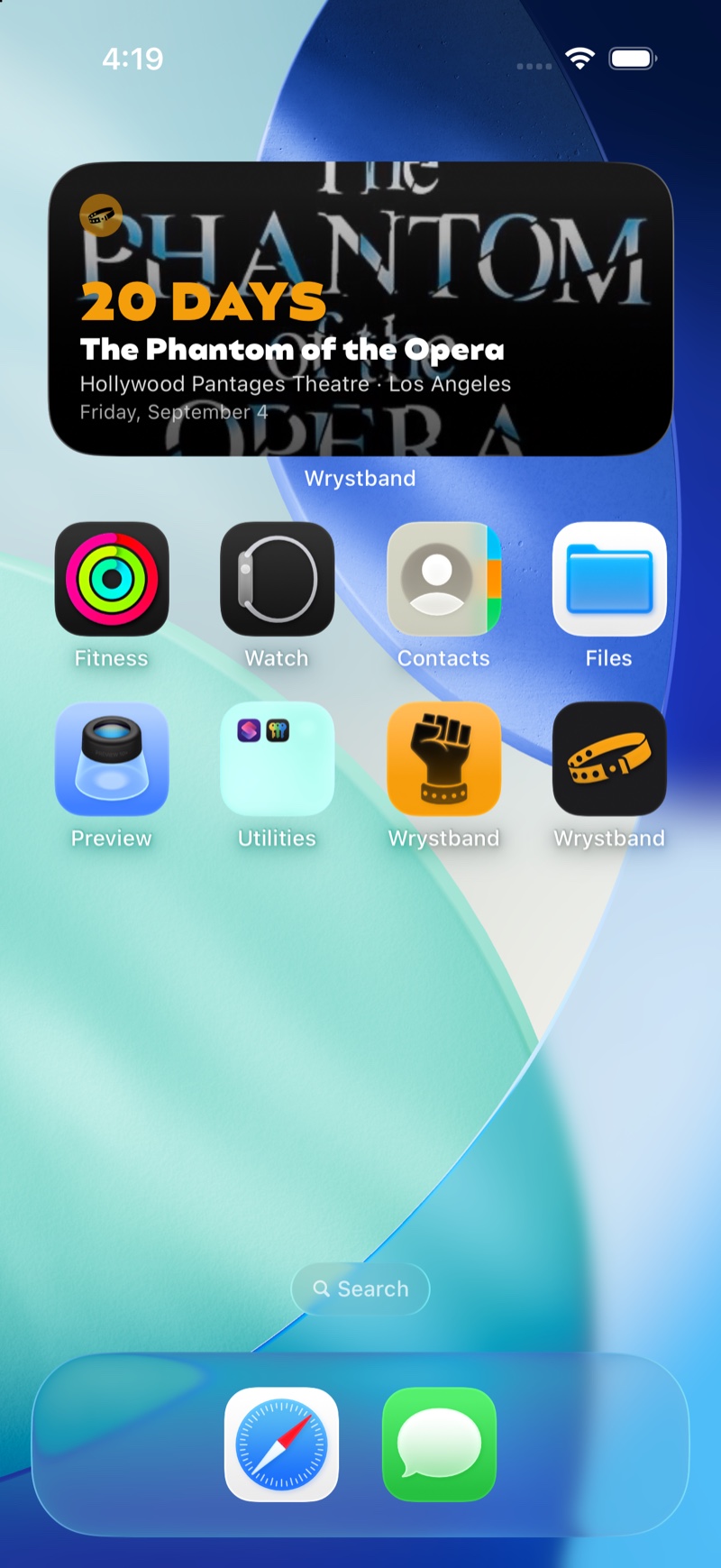 iPhone Home Screen with the Wrystband widget: 20 days until The Phantom of the Opera at the Hollywood Pantages Theatre